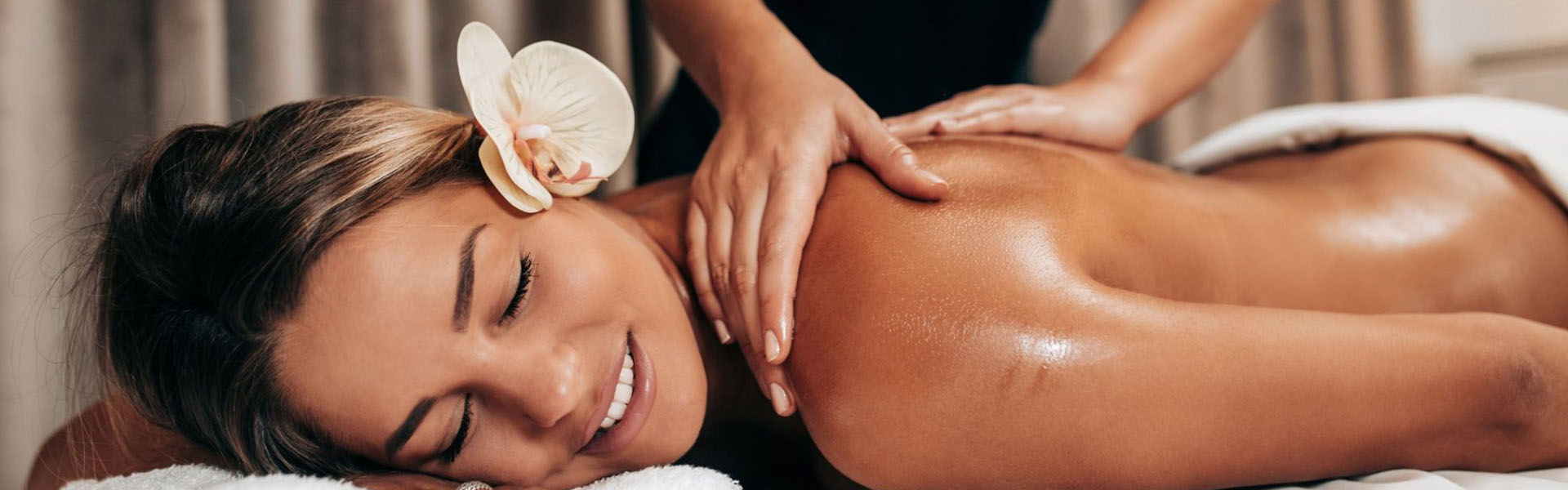 Classic full body massage at Mystic SPA